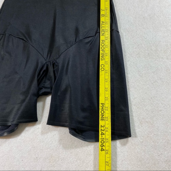 Light black Woman’s instant shaping girdle Shorts  30” waist plus - Picture 8 of 8